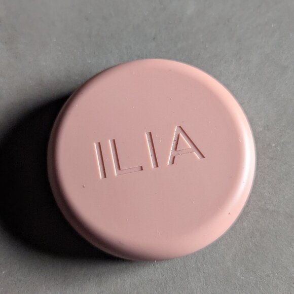 ILIA Beauty | Soft Focus Blurring Blush | Glimpse - Picture 11 of 16